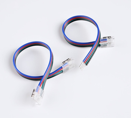 Gli accessori della luce di striscia di RGB LED hanno condotto il Pin del connettore 4 della striscia