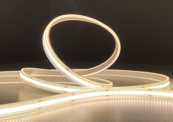 luce di striscia flessibile Ip68 della striscia 62.5mm della PANNOCCHIA dell'estrusione solida LED del silicio 24V